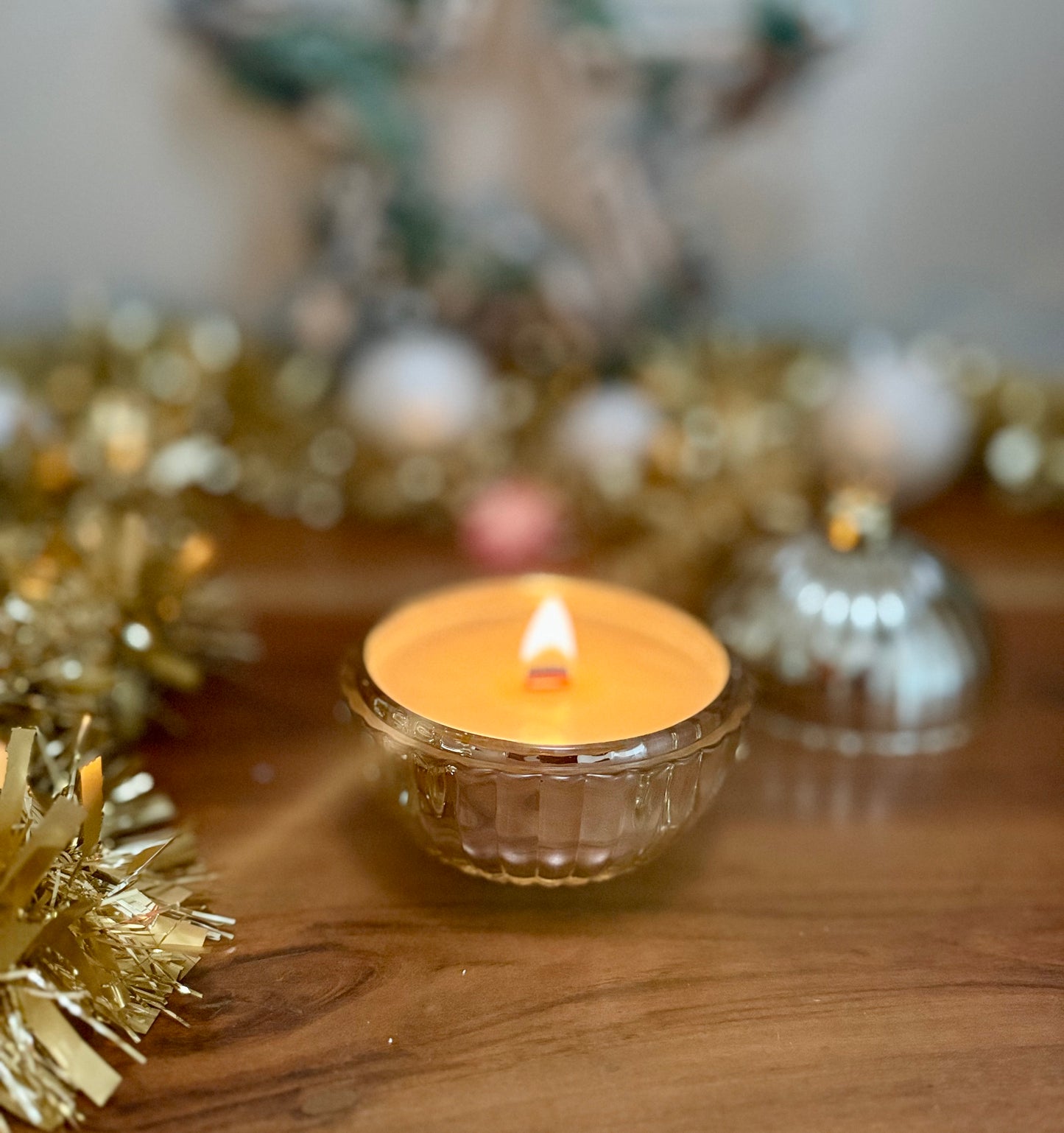Luxury Gold Bauble Christmas Candle
