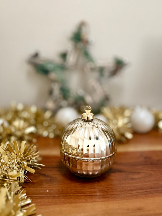 Luxury Gold Bauble Christmas Candle